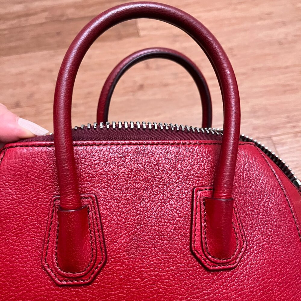 Givenchy Antigona Mini Grained Leather Bag - Picture 10 of 14